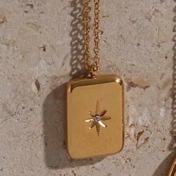 New 18k Gold Plated Zircon Sunburst Layering Necklace - Picture 4 of 14